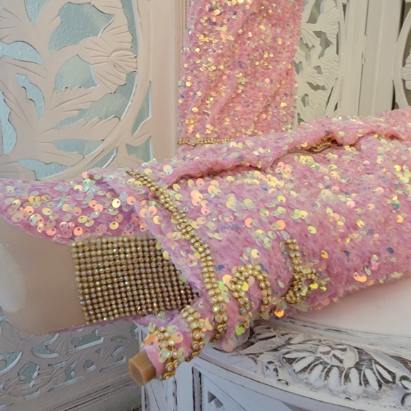 Iridescent Pink Sequin Velvet Shrug Sweater - Picture 9 of 9